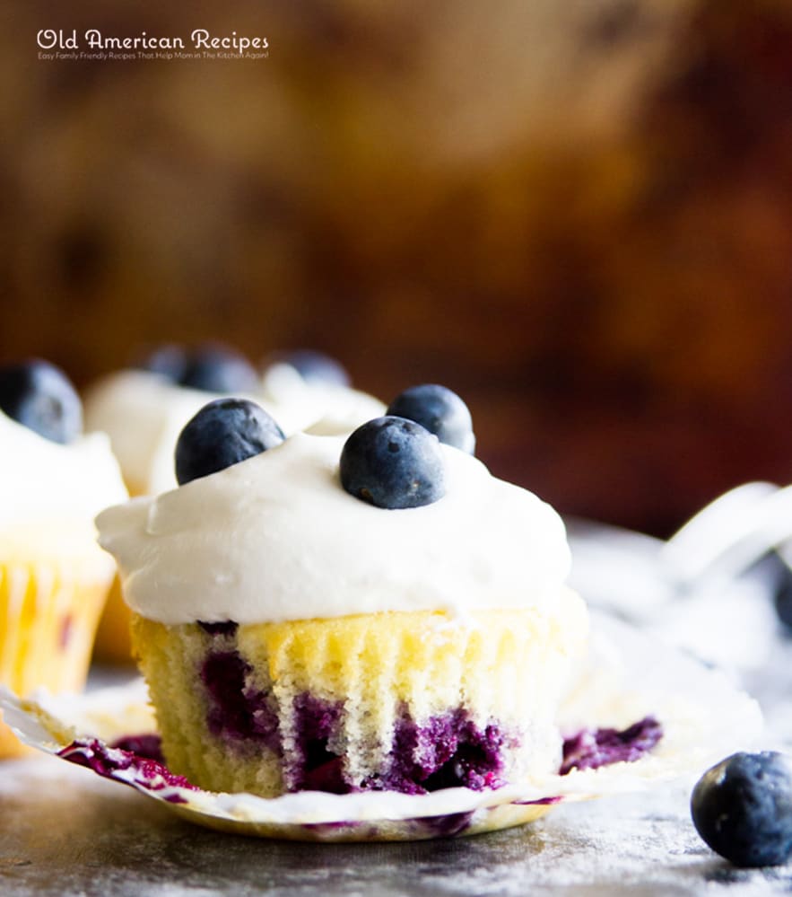 Blueberries N Cream Cupcakes