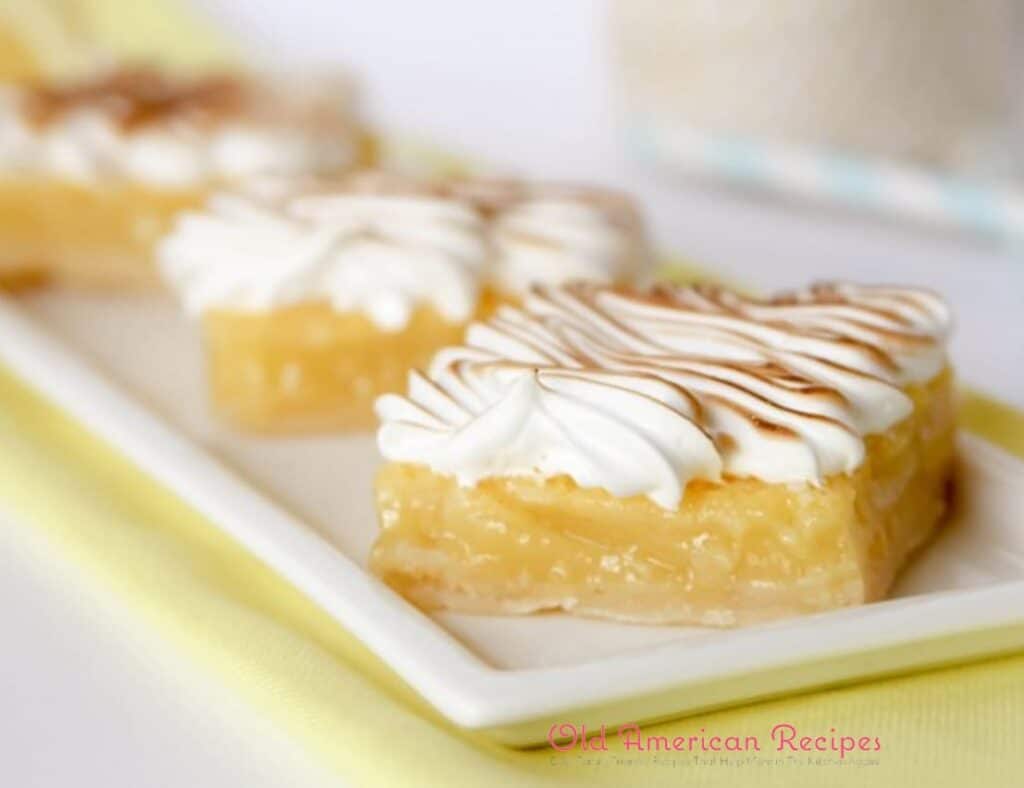 Lemon Meringue Pie Bars